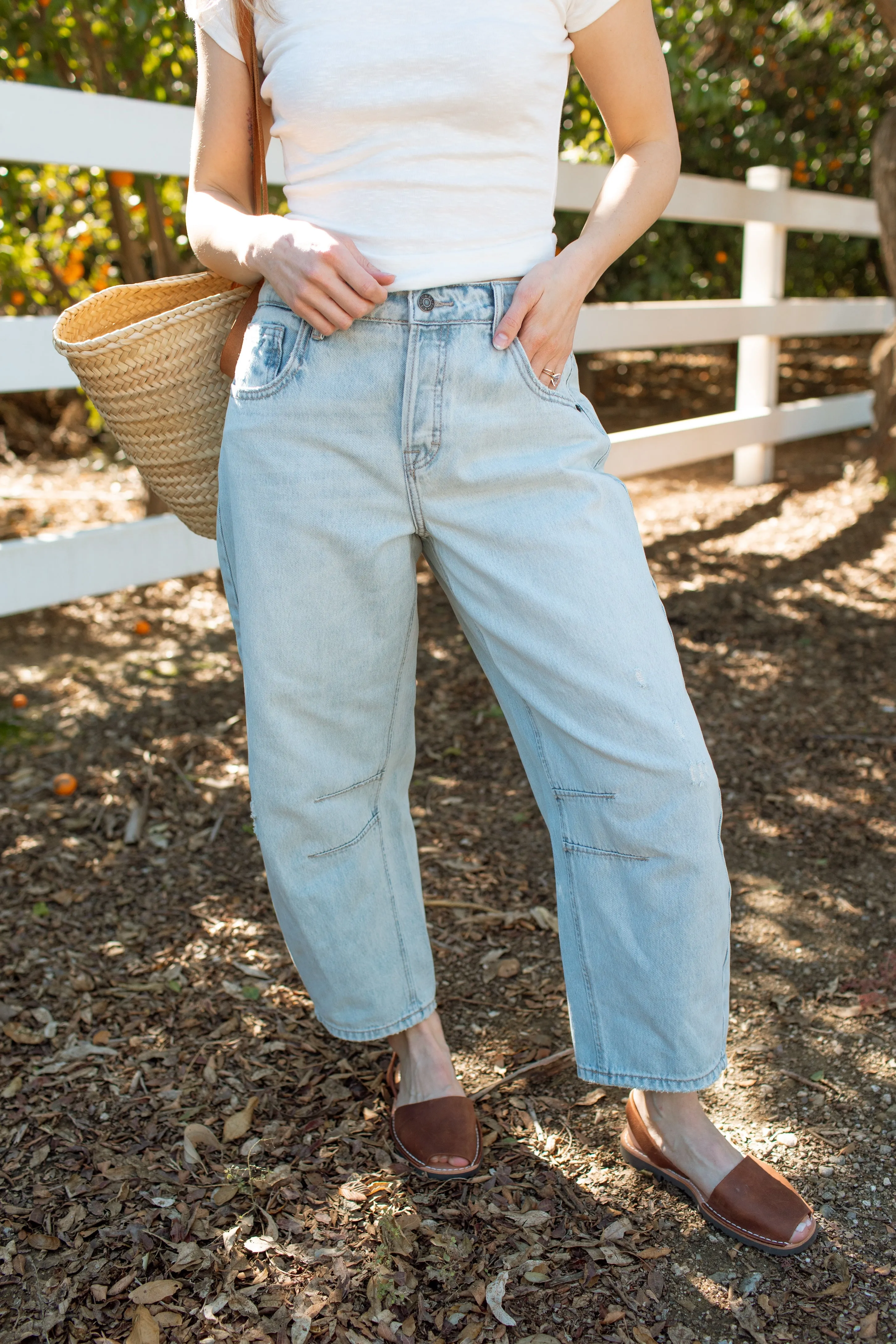 James Barrel Leg Jeans