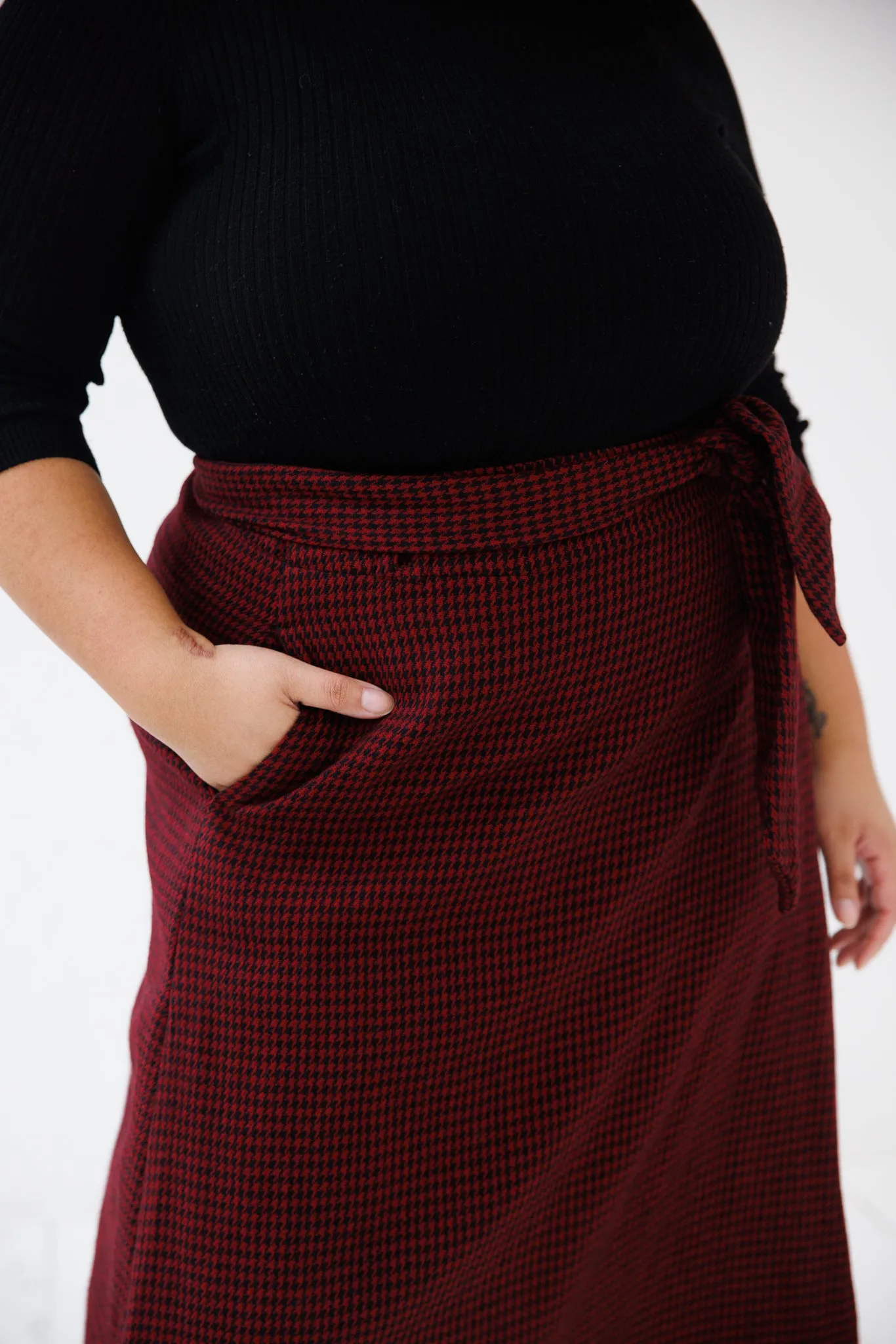 NEW! Wool Wrap Skirt Cocoon Maxi Black Red